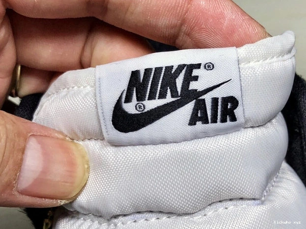 Jordan CD0461-007 OG Retro Panda High 1 Air 0525